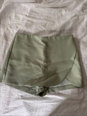 ZARA Sage Green Short